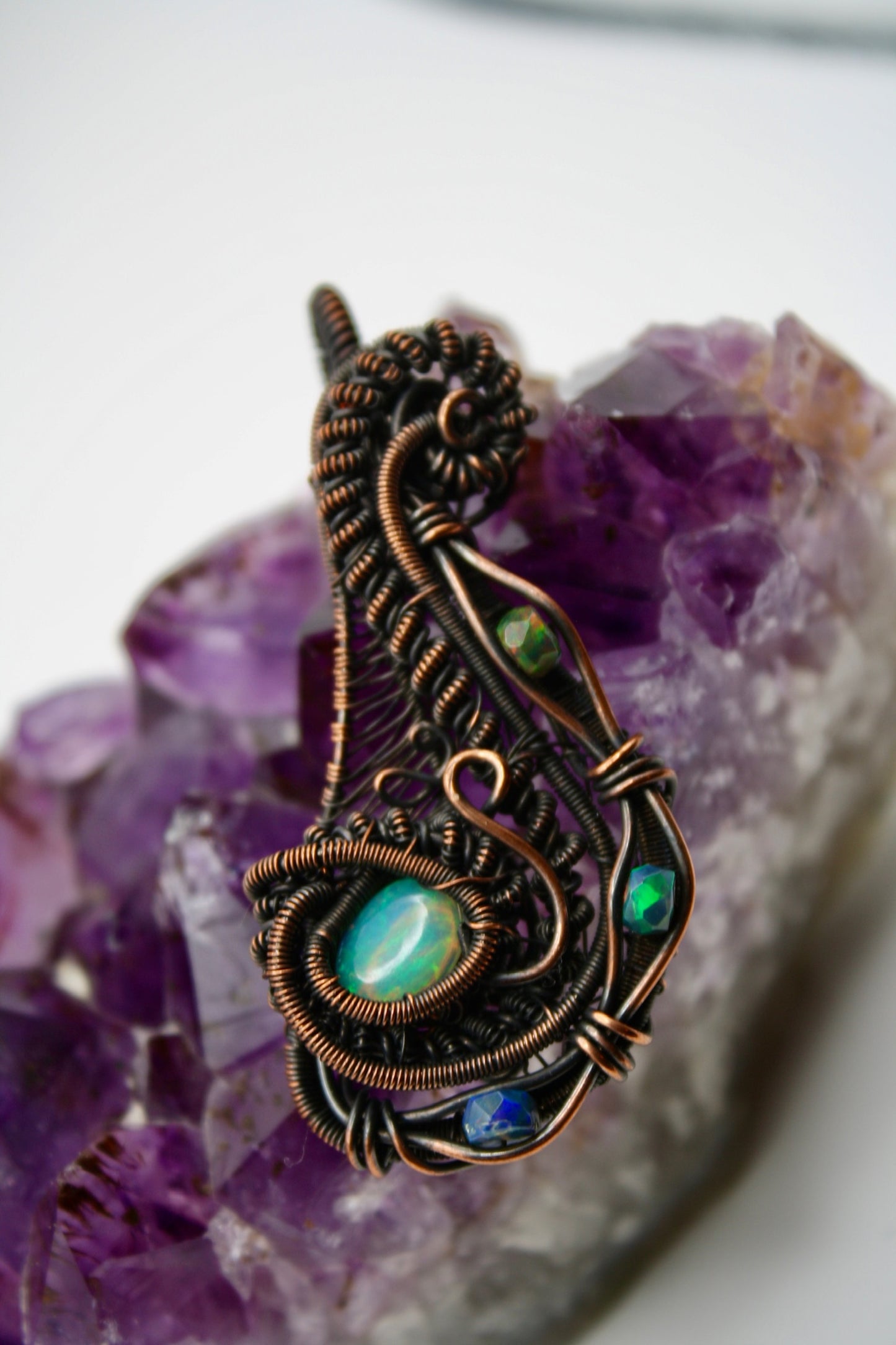 Opal v.1 Twist