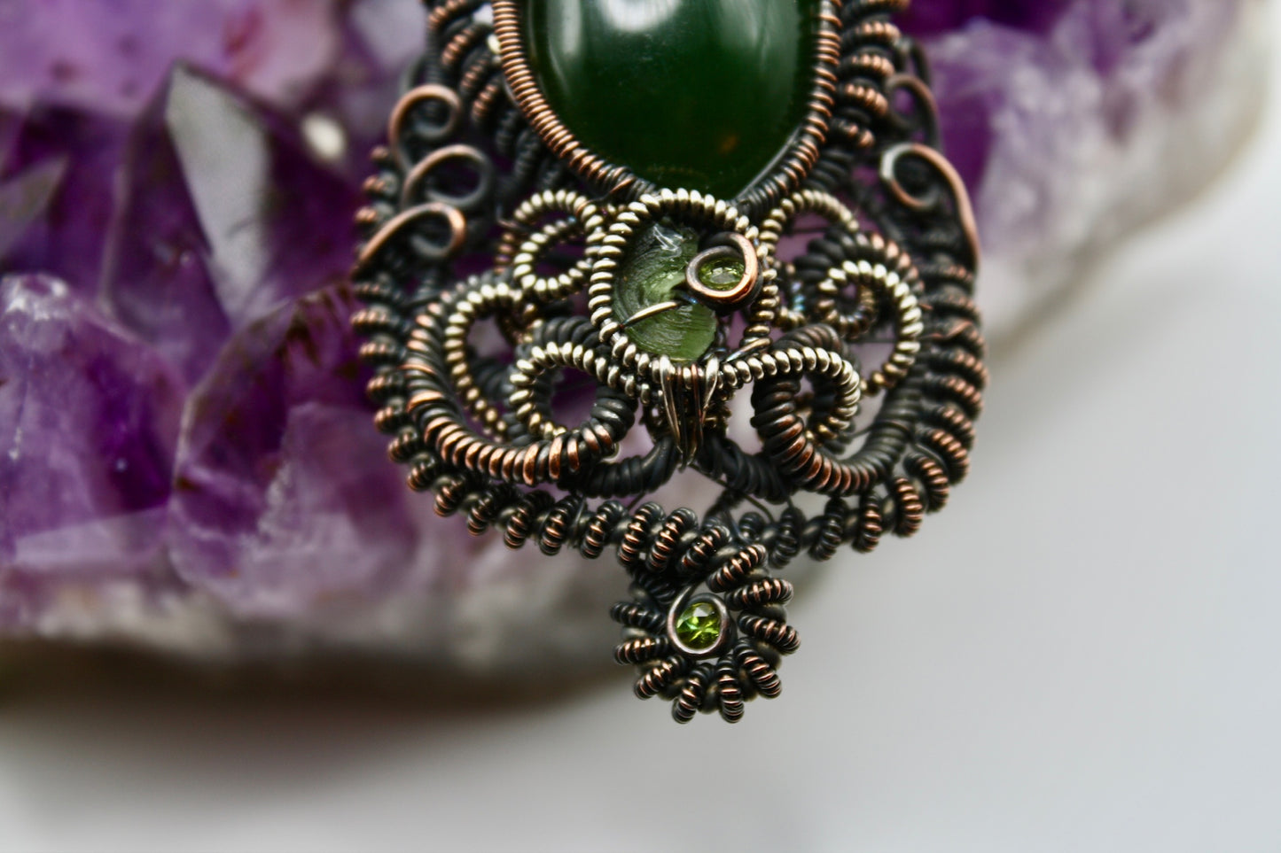 Moldavite x Agate