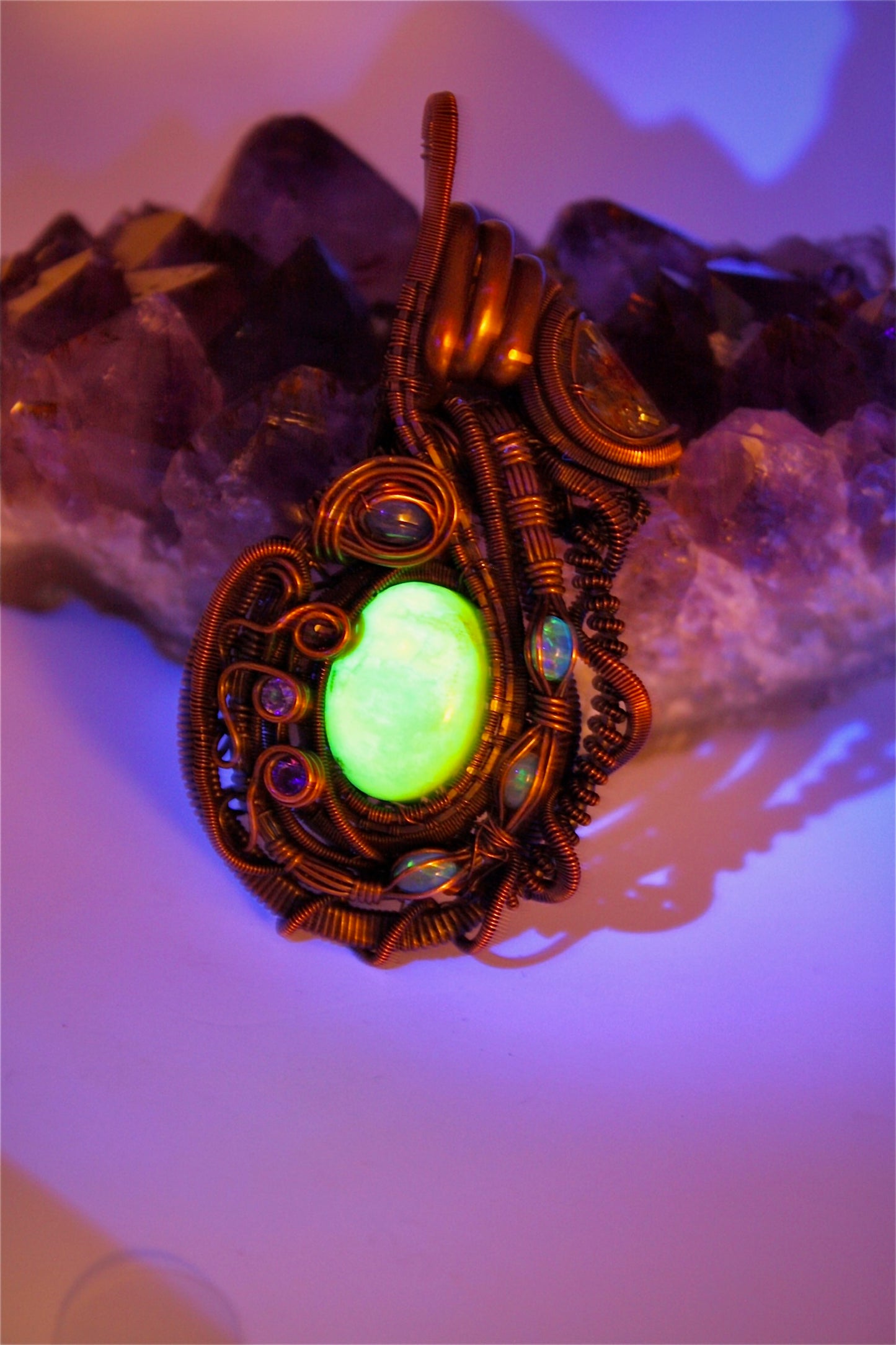 Gaspeite x Tanzanite